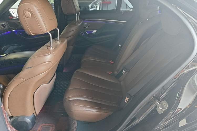 Used Mercedes-Benz S-Class 2018 S 320 L Left Rear Seat