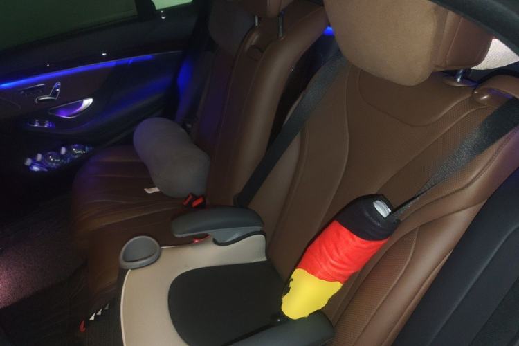 Used Mercedes-Benz S-Class 2018 S 320 L Left Rear Seat