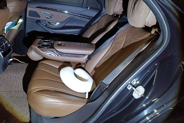 Used Mercedes-Benz S-Class 2018 S 320 L Left Rear Seat