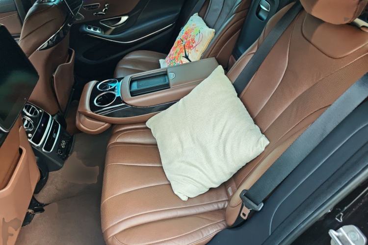Used Mercedes-Benz S-Class 2018 S 450 L 4MATIC Excellence Special Edition Left Rear Seat