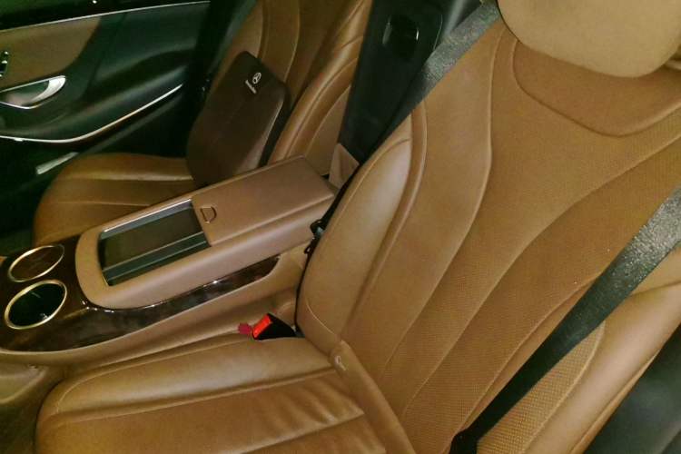 Used Mercedes-Benz S-Class 2018 S 350 L Left Rear Seat