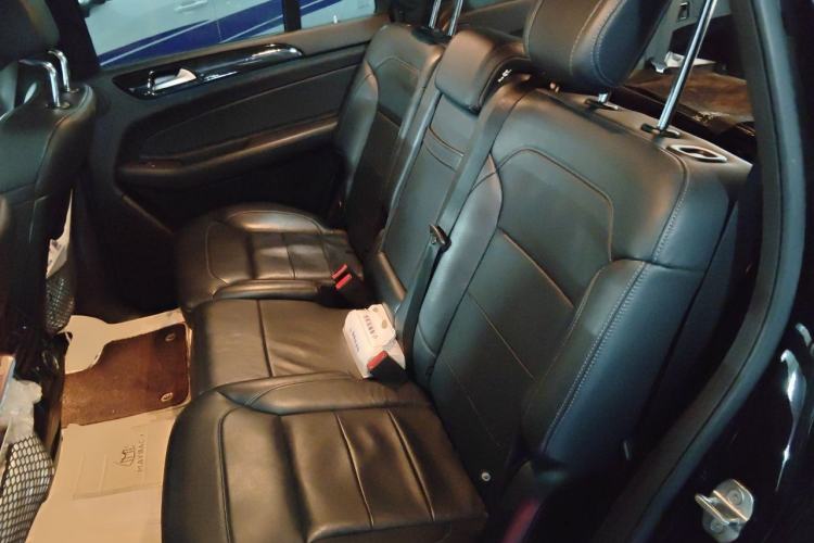 Used Mercedes-Benz S-Class  Left Rear Seat