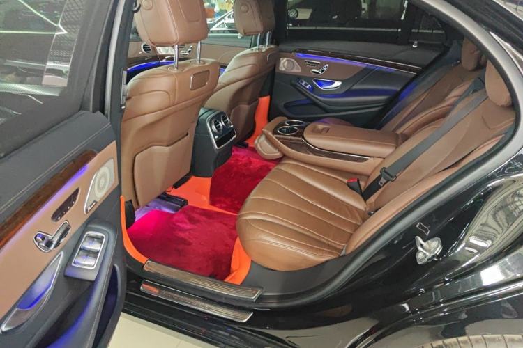 Used Mercedes-Benz S-Class 2018 S 320 L Left Rear Seat
