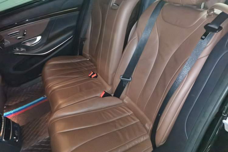 Used Mercedes-Benz S-Class 2018 S 350 L Left Rear Seat