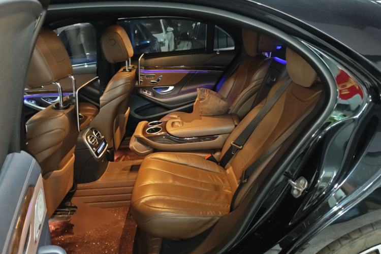 Used Mercedes-Benz S-Class 2018 S 320 L Left Rear Seat