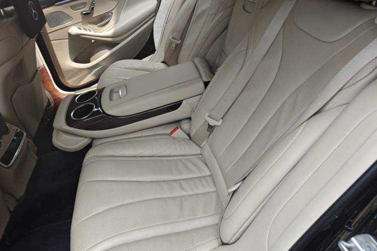 Used Mercedes-Benz S-Class 2018 S 320 L Left Rear Seat