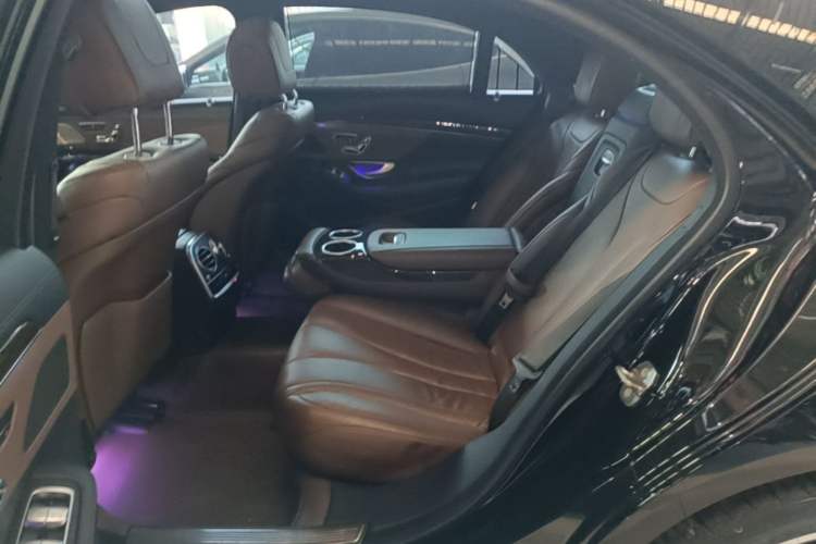 Used Mercedes-Benz S-Class 2018 S 320 L Left Rear Seat