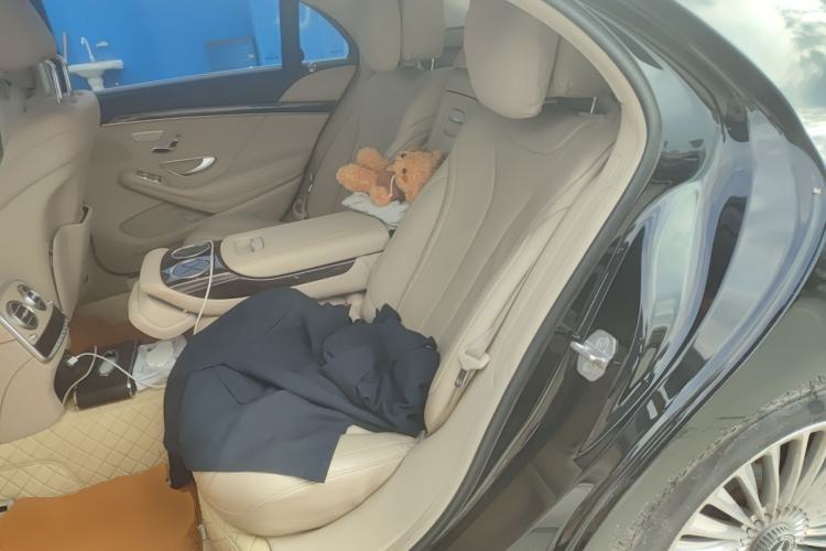 Used Mercedes-Benz S-Class 2018 S 320 L Left Rear Seat