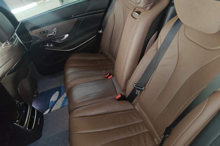 Used Mercedes-Benz S-Class 2018 S 450 L 4MATIC Left Rear Seat