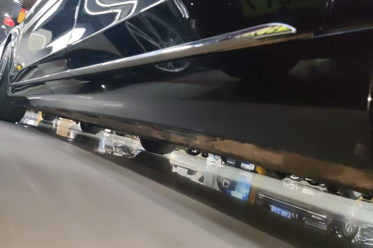 Used Mercedes-Benz S-Class 2018 S 320 L Left Side Sill