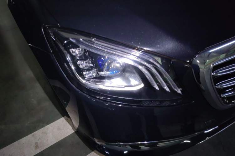 Used Mercedes-Benz S-Class 2018 S 450 L 4MATIC Excellence Special Edition Right Front Headlight