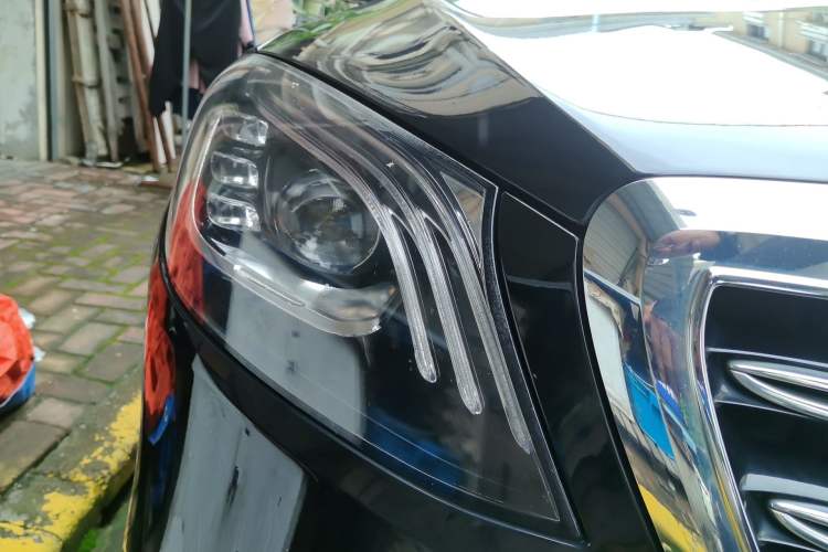 Used Mercedes-Benz S-Class 2018 S 320 L Right Front Headlight