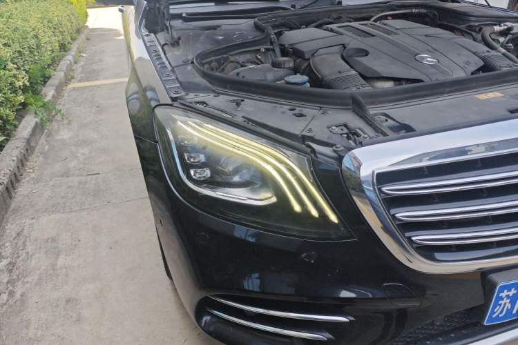 Used Mercedes-Benz S-Class 2018 S 450 L 4MATIC Excellence Special Edition Right Front Headlight