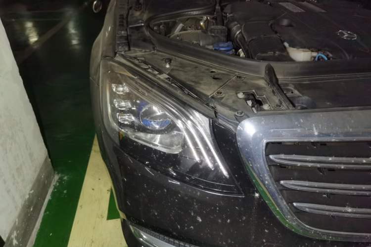 Used Mercedes-Benz S-Class 2018 S 450 L Right Front Headlight
