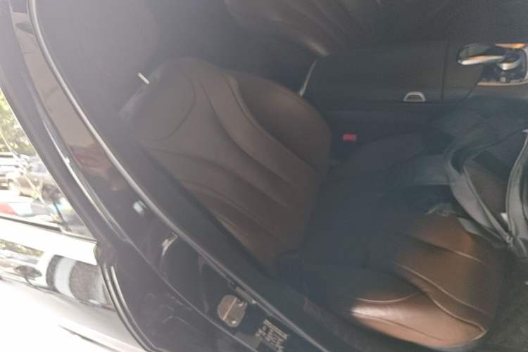 Used Mercedes-Benz S-Class 2018 S 320 L Right Front Seat