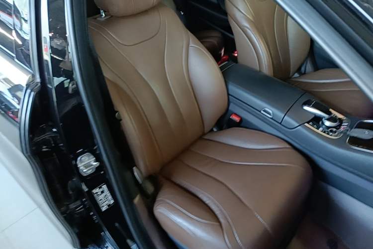 Used Mercedes-Benz S-Class 2018 S 320 L Right Front Seat