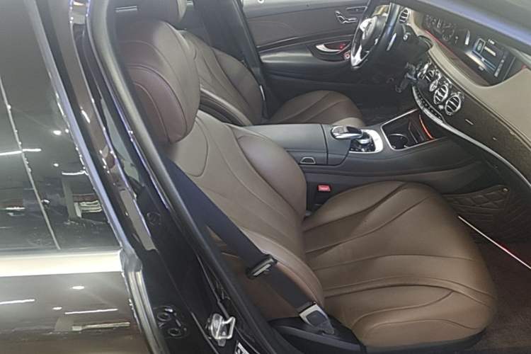 Used Mercedes-Benz S-Class 2018 S 320 L Right Front Seat
