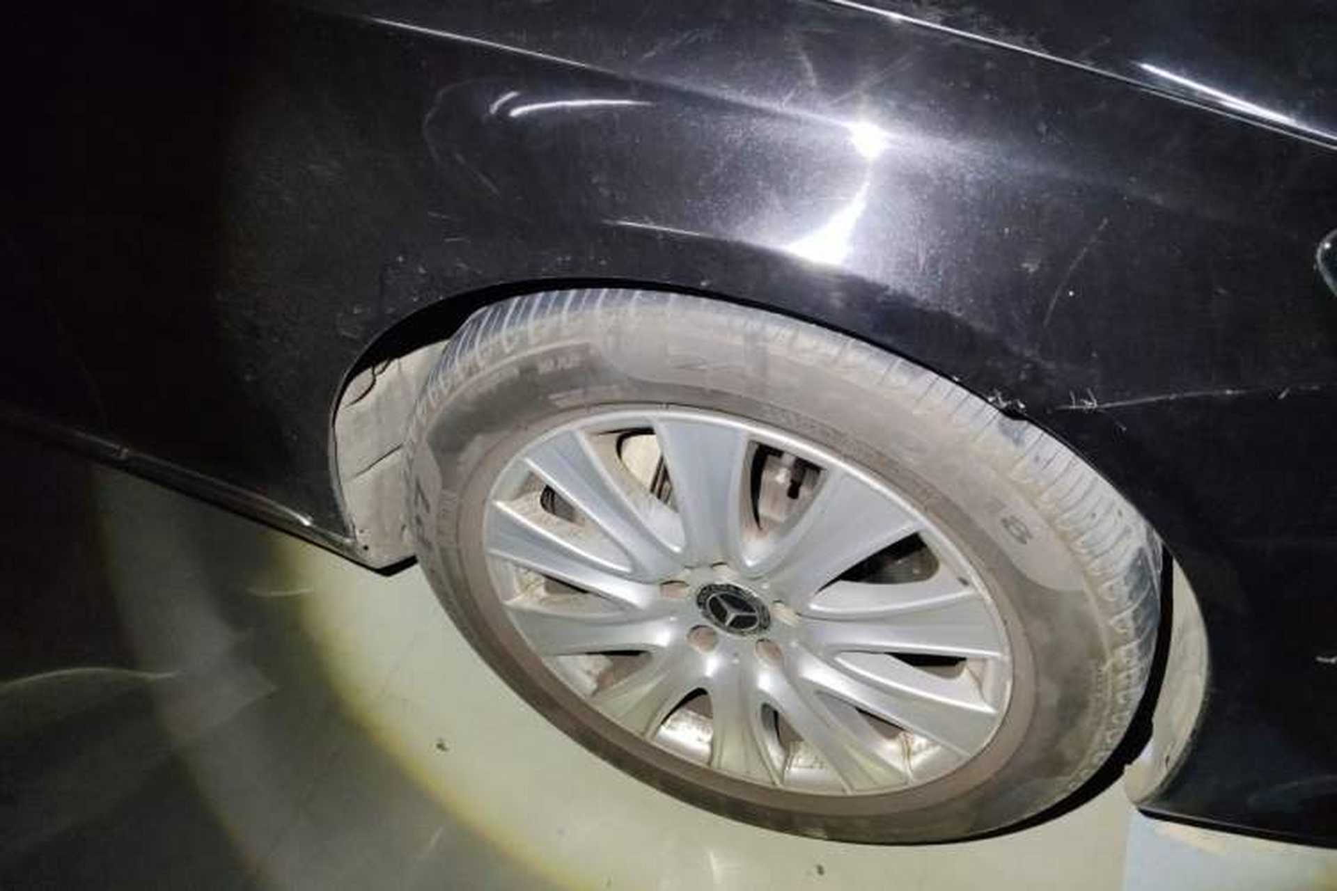 Used Mercedes-Benz S-Class 2018 S 320 L Right Front Wheel Hub