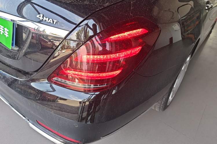 Used Mercedes-Benz S-Class 2018 S 320 L Right Rear Taillight