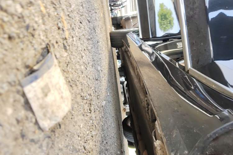 Used Mercedes-Benz S-Class 2018 S 350 L Right Side Sill