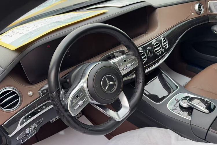 Used Mercedes-Benz S-Class 2018 S 450 L 4MATIC Excellence Special Edition Steering Wheel