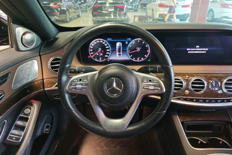 Used Mercedes-Benz S-Class 2018 S 320 L Steering Wheel
