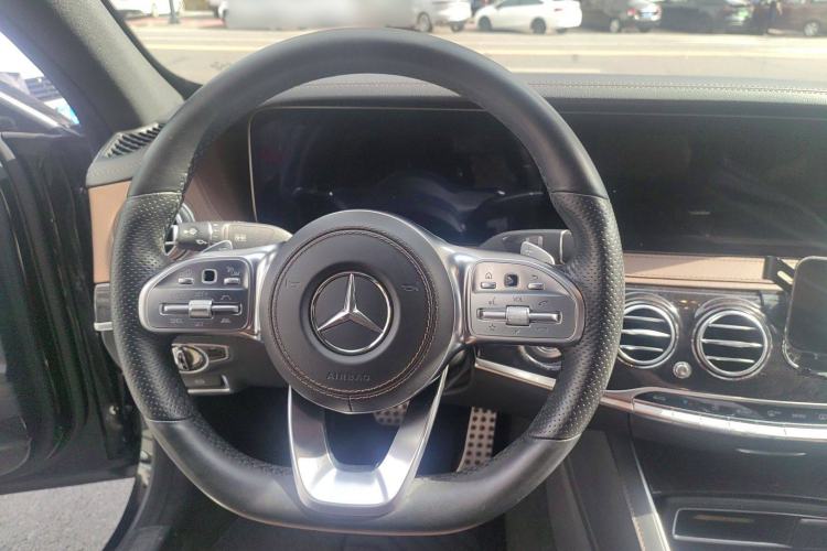 Used Mercedes-Benz S-Class 2018 S 450 L 4MATIC Excellence Special Edition Steering Wheel