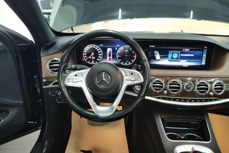 Used Mercedes-Benz S-Class 2018 S 320 L Steering Wheel