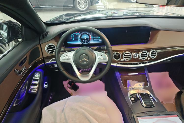 Used Mercedes-Benz S-Class 2018 S 320 L Steering Wheel