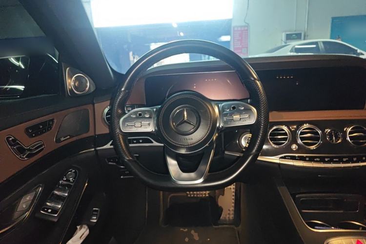 Used Mercedes-Benz S-Class 2018 S 450 L 4MATIC Excellence Special Edition Steering Wheel