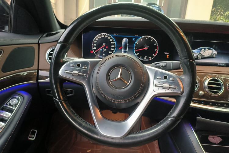 Used Mercedes-Benz S-Class 2018 S 320 L Steering Wheel