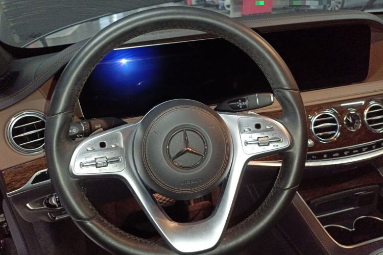 Used Mercedes-Benz S-Class 2018 S 320 L Steering Wheel