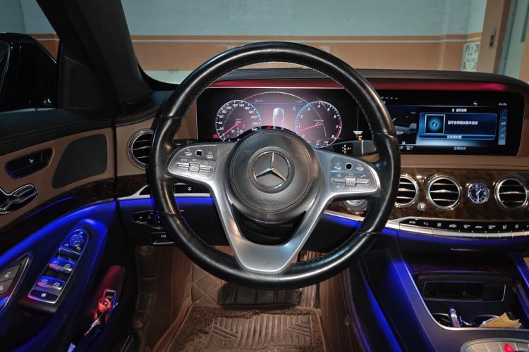 Used Mercedes-Benz S-Class 2018 S 320 L Steering Wheel