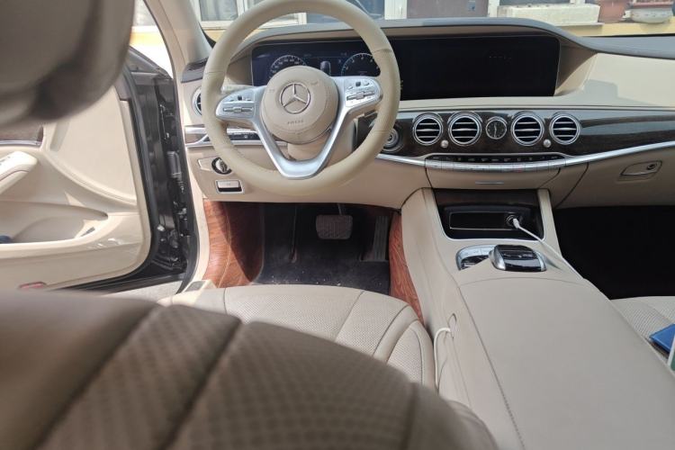 Used Mercedes-Benz S-Class 2018 S 320 L Steering Wheel