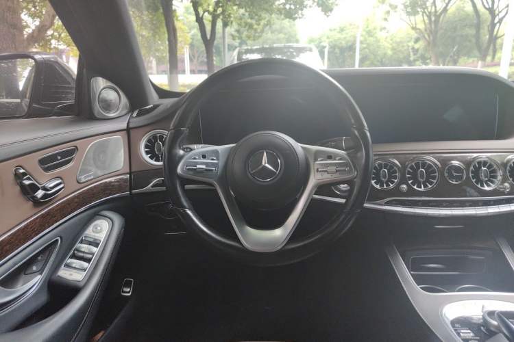 Used Mercedes-Benz S-Class 2018 S 320 L Steering Wheel