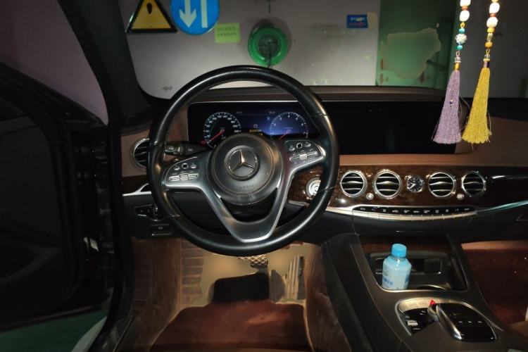 Used Mercedes-Benz S-Class 2018 S 320 L Steering Wheel