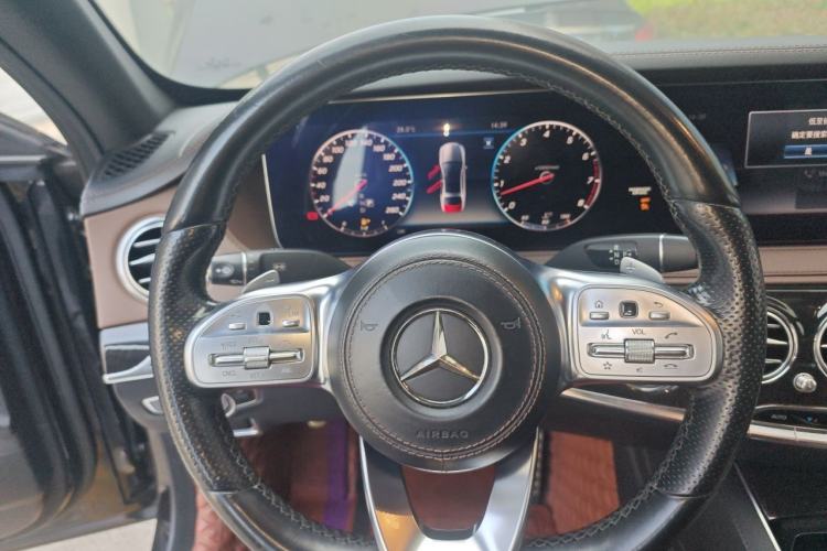 Used Mercedes-Benz S-Class 2018 S 450 L 4MATIC Excellence Special Edition Steering Wheel