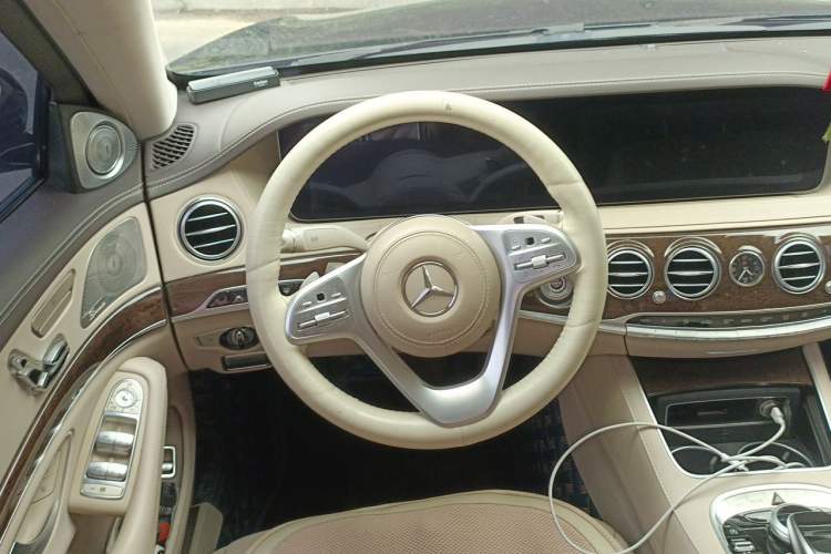 Used Mercedes-Benz S-Class 2018 S 320 L Steering Wheel