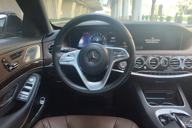 Used Mercedes-Benz S-Class 2018 S 450 L Steering Wheel