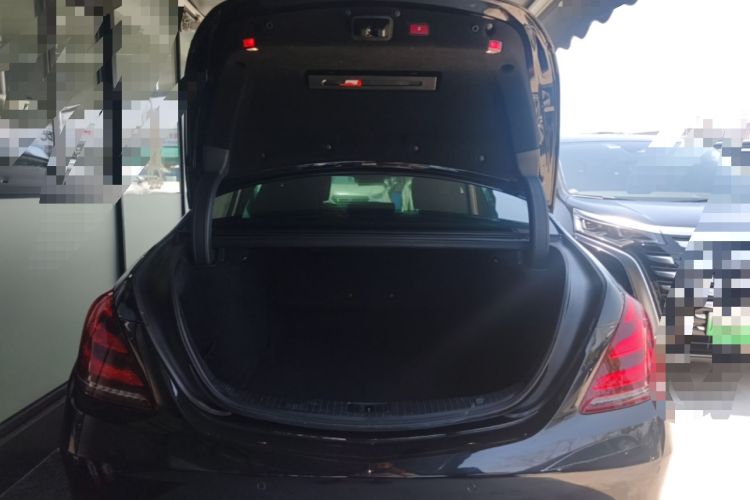 Used Mercedes-Benz S-Class 2018 S 320 L Trunk
