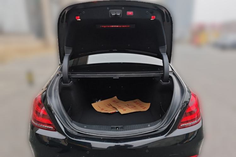 Used Mercedes-Benz S-Class 2018 S 320 L Trunk