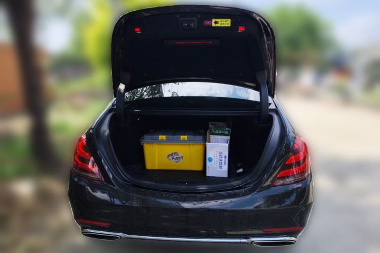 Used Mercedes-Benz S-Class 2018 S 320 L Trunk