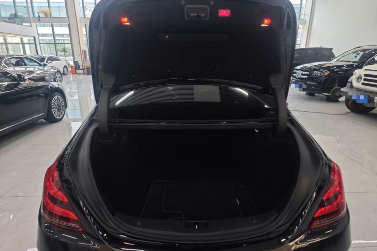Used Mercedes-Benz S-Class 2018 S 320 L Trunk