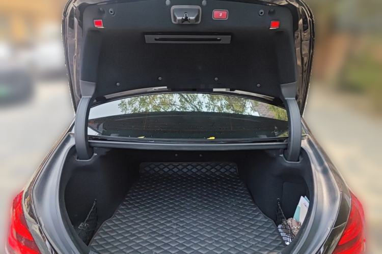 Used Mercedes-Benz S-Class 2018 S 320 L Trunk