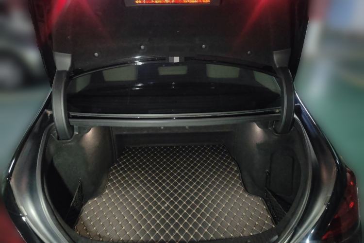 Used Mercedes-Benz S-Class 2018 S 320 L Trunk