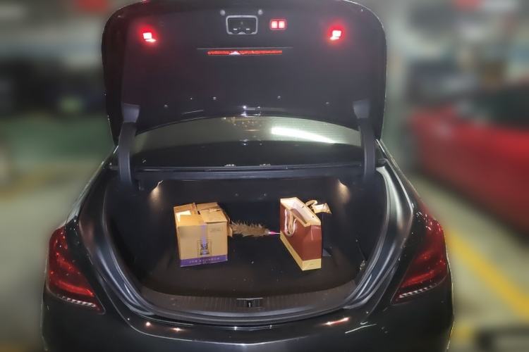 Used Mercedes-Benz S-Class 2018 S 450 L 4MATIC Excellence Special Edition Trunk