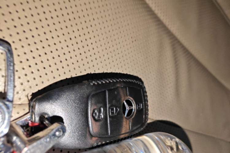 Used Mercedes-Benz S-Class 2018 S 320 L Vehicle Key