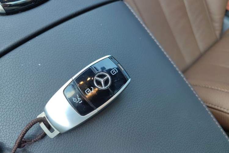Used Mercedes-Benz S-Class 2018 S 350 L Vehicle Key