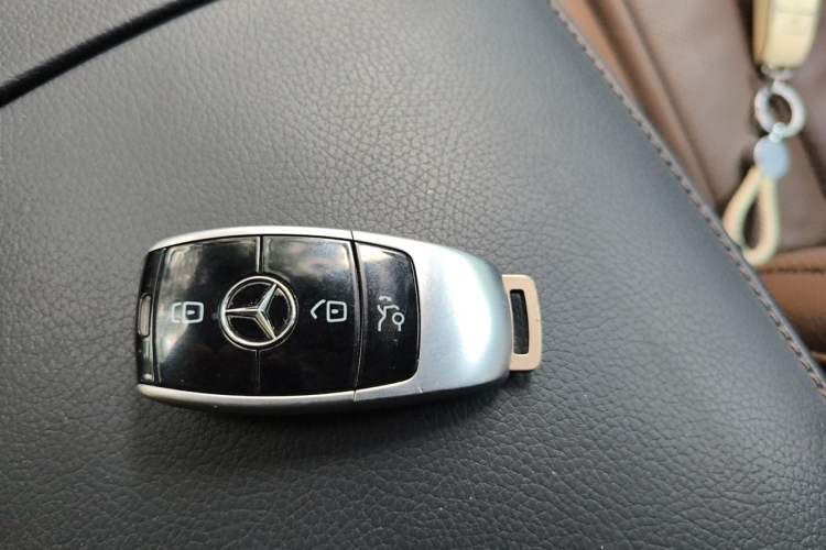 Used Mercedes-Benz S-Class 2018 S 350 L Vehicle Key
