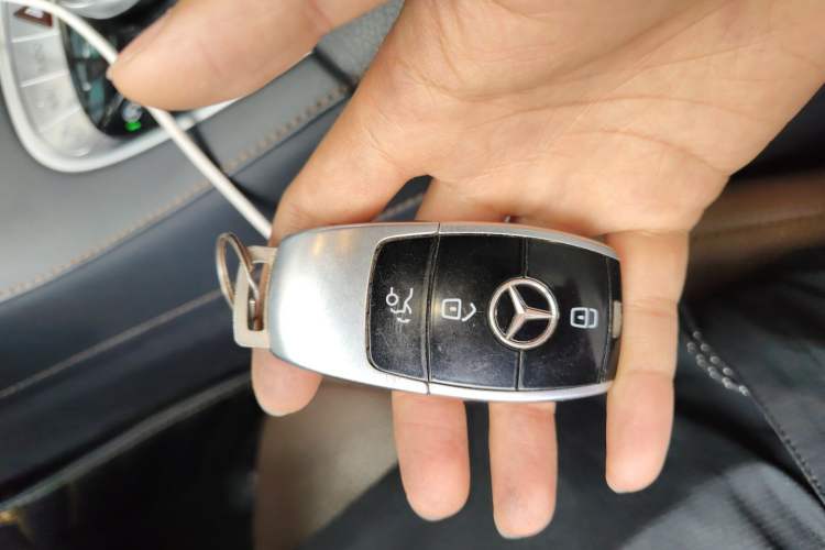 Used Mercedes-Benz S-Class 2018 S 350 L Vehicle Key